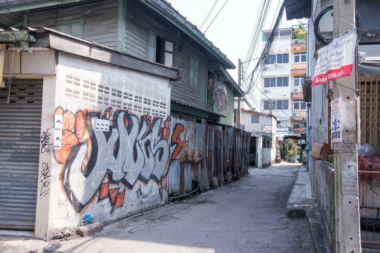 Ninaguesthouse Bangkok Exterior photo