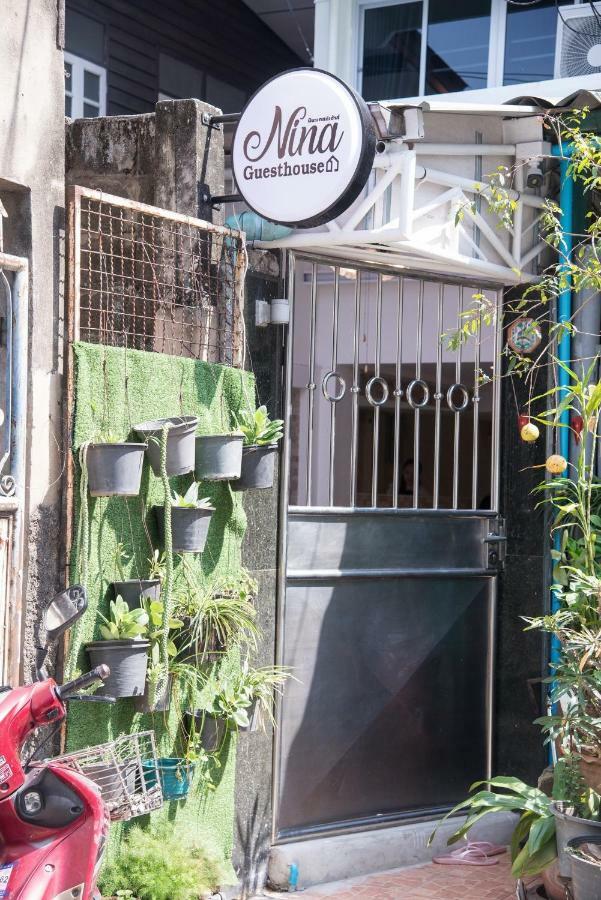 Ninaguesthouse Bangkok Exterior photo